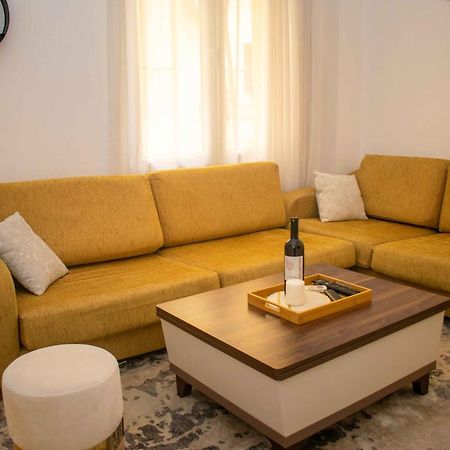 City Center/Navarinou Classical Style Apt-King Bed Tesalónica Exterior foto